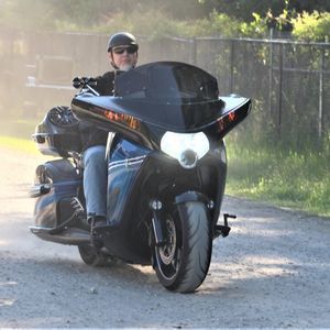 Meet your Posher, Tom